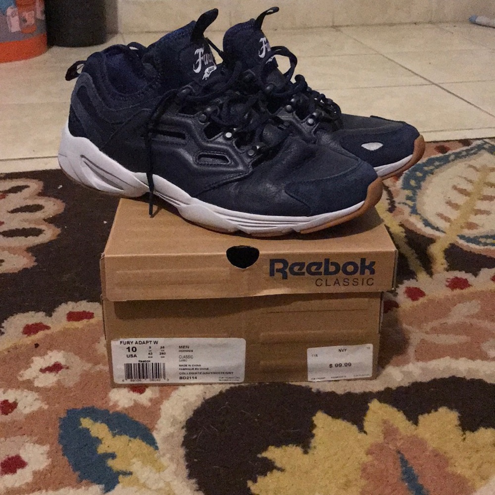 Reebok Fury Adapt W size 10